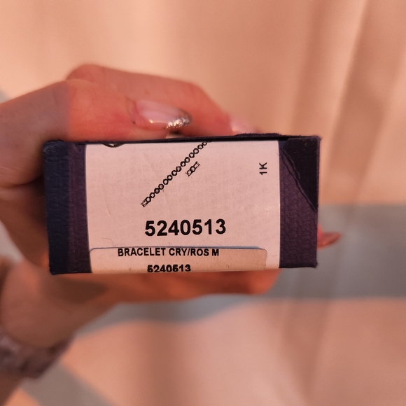 SOLD NWT Swarovski Angelic Rosegold Circle Bracelet ๐  Never Worn! - Picture 6 of 8